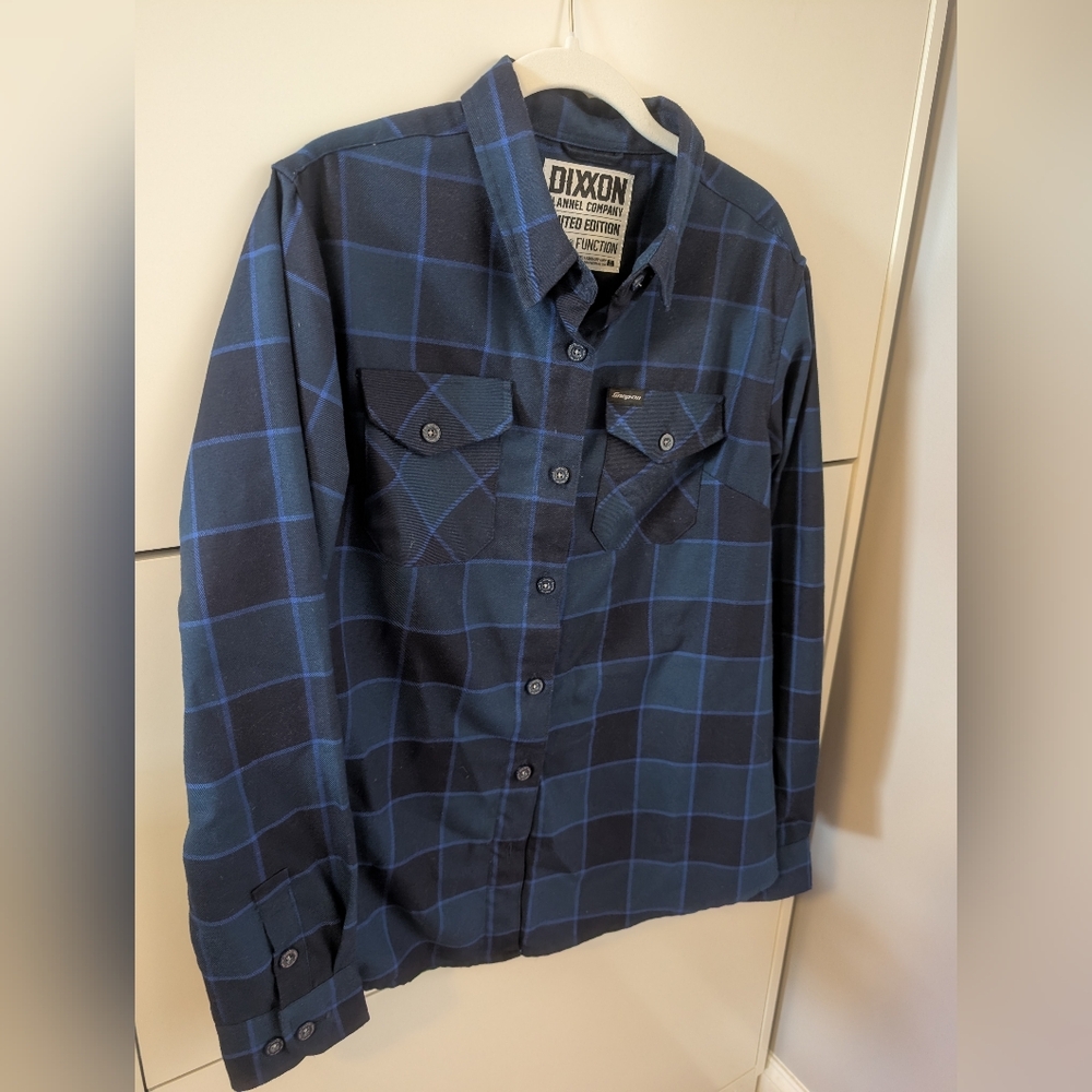 Dixxon Blue Flannel With Snap-on Pocket Logo - Women's Large - Picture 6 of 7